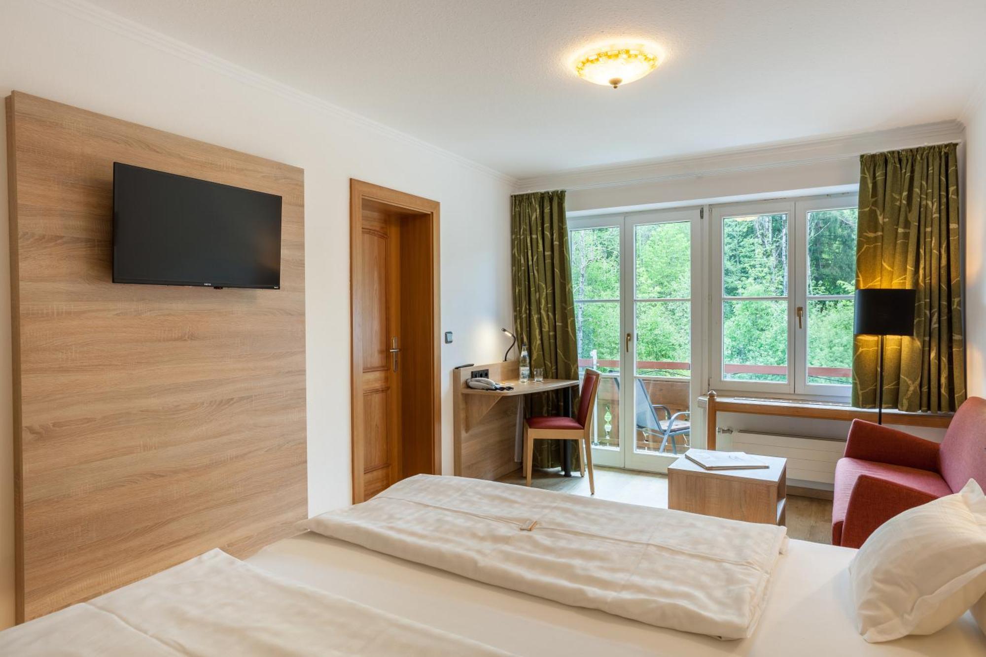 Ringhotel Nebelhornblick Оберстдорф Экстерьер фото